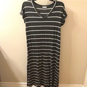 Women’s Midi T-shirt dress